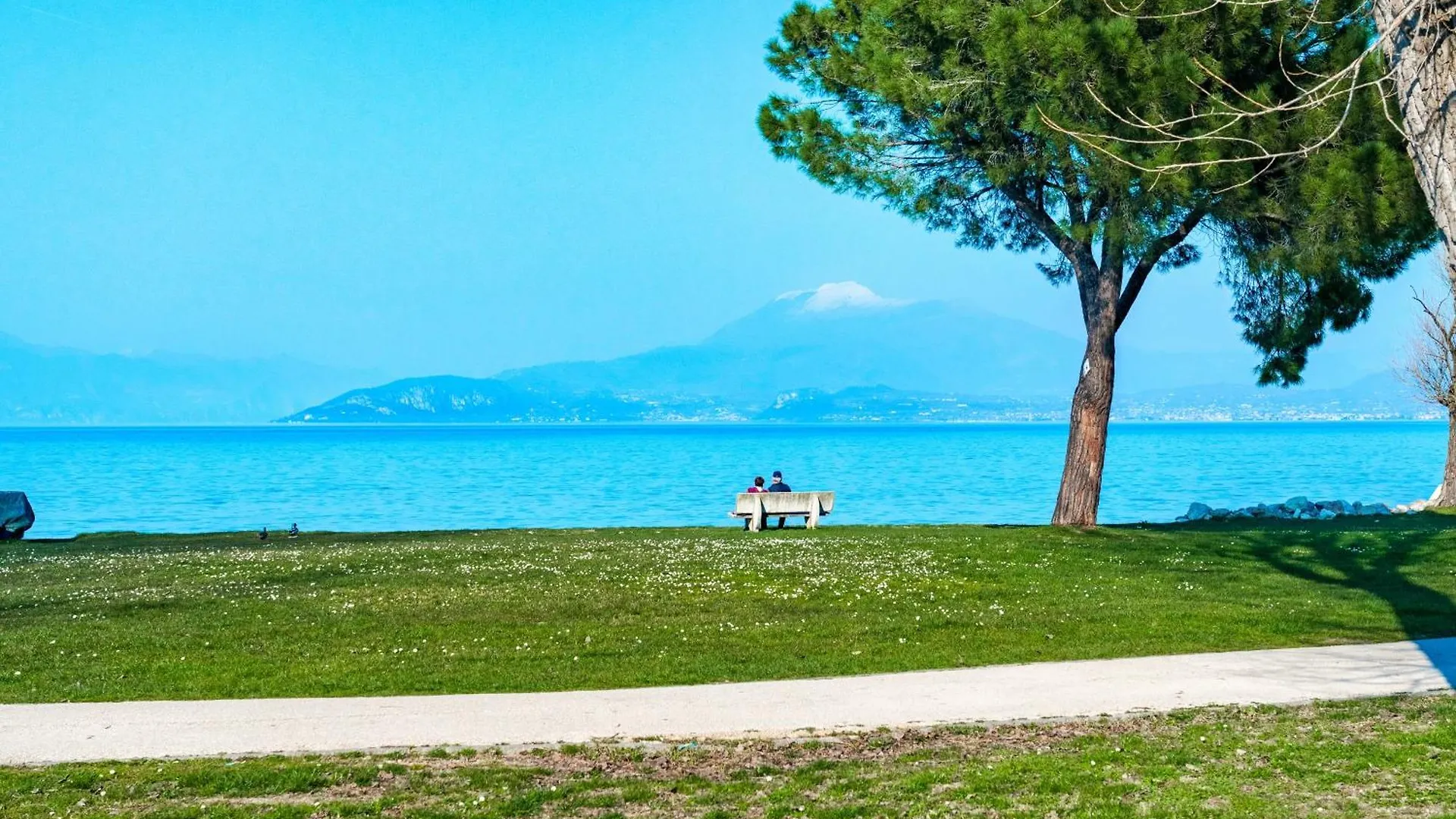 Luci Sul Lago Sirmione